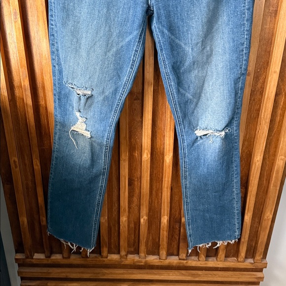 Mother the Mid Rise Dazzler Ankle Fray. Size 28 Weekend Warrior - Picture 7 of 11